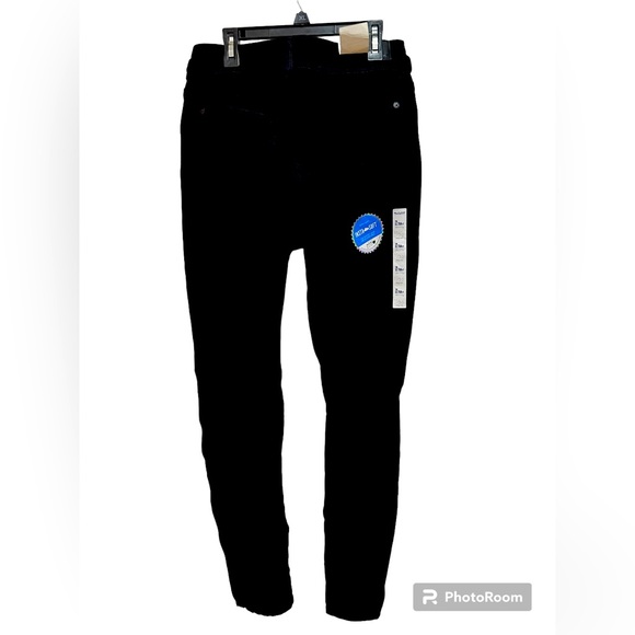 ULTRAFIT SKINNY BLACK PANTS - Picture 2 of 5